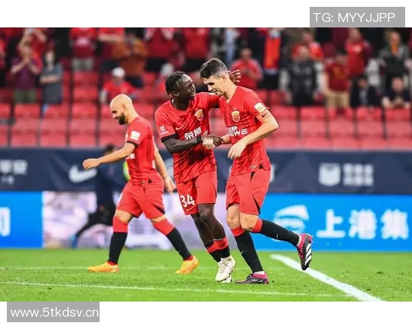 中超球队奋勇拼搏提升竞技水平助力中国足球再创辉煌